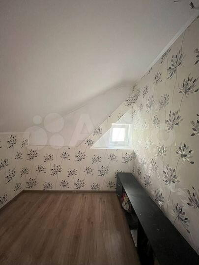 2-к. квартира, 42 м², 3/3 эт.