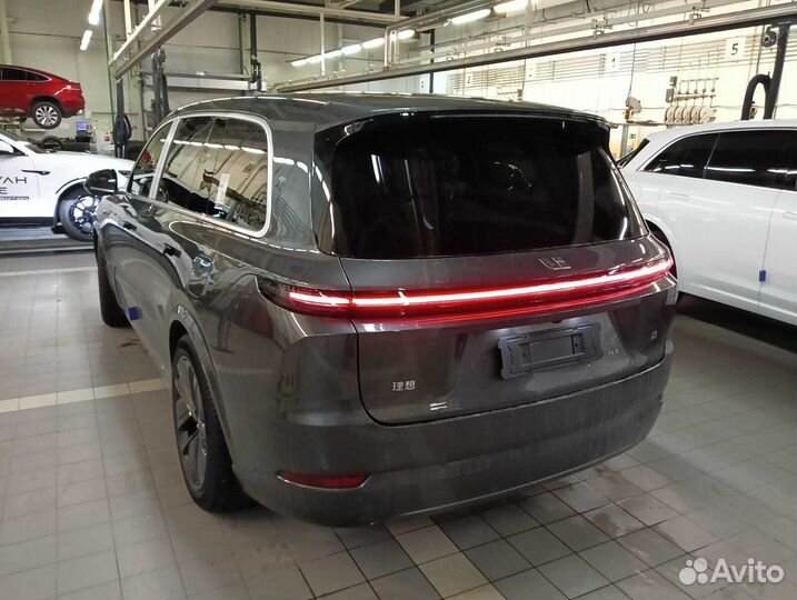 LiXiang L9 1.5 AT, 2023