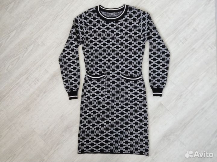 Платье женское трикотажное тёплое 44р