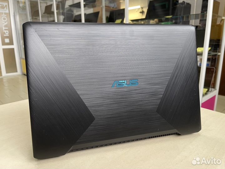 Игровой ноутбук/Ryzen 5/GTX1050/12GB/SSD