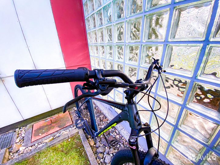 Велосипед Scott Scale 29 колеса 2022 год выпуска