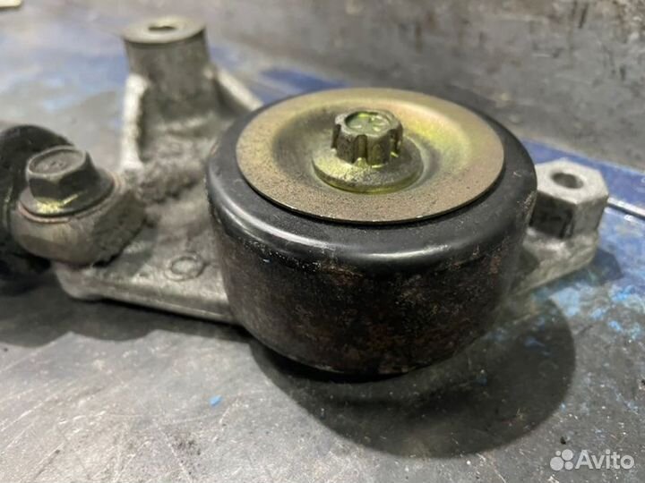 Натяжитель Toyota Avensis T25 1AZ-FSE 2.0