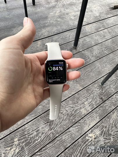 Часы apple watch se 40mm