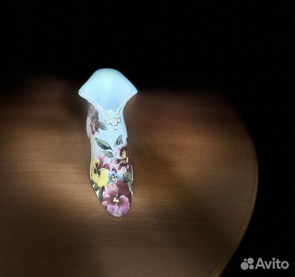 Коллекционная салфетница туфелька