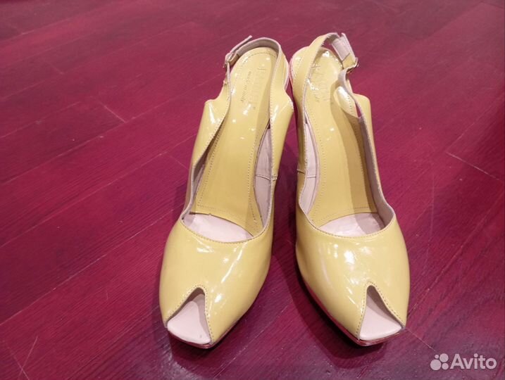 Туфли женские