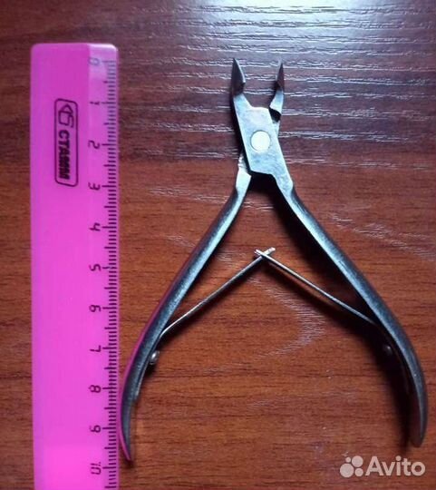 Кусачки щипцы маникюрные крепкие 10/8