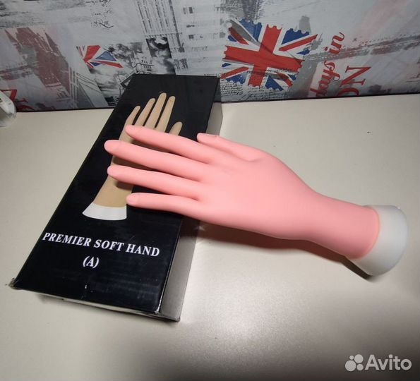 Тренировочная рука для маникюра