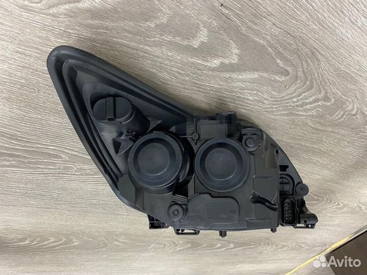 Фара Ford Focus 2 Фонарь передний Форд Фокус 2 бу