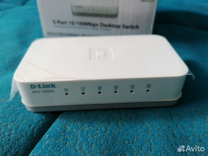 Коммутатор D-link des-1005c новый
