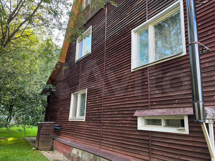 Дача 181,1 м² на участке 6 сот.