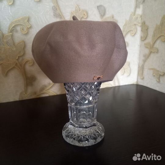 Берет женский