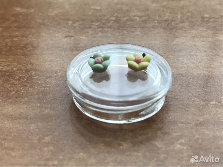 Акриловые цветочки для дизайна