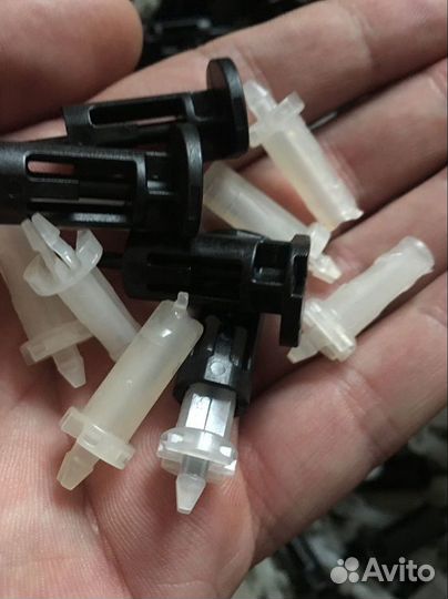 Клипсы ножки крепление кулера