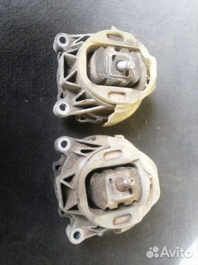 Подушка двигателя бмв Х3 Ф25