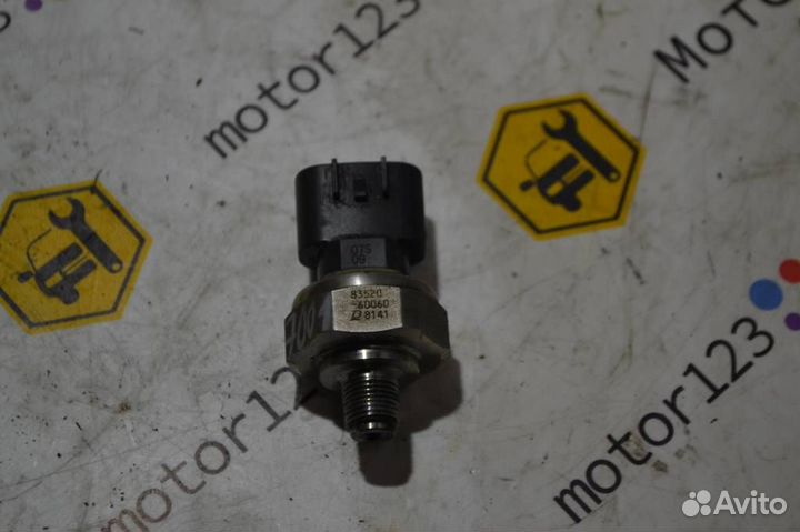 Датчик давления масла Toyota