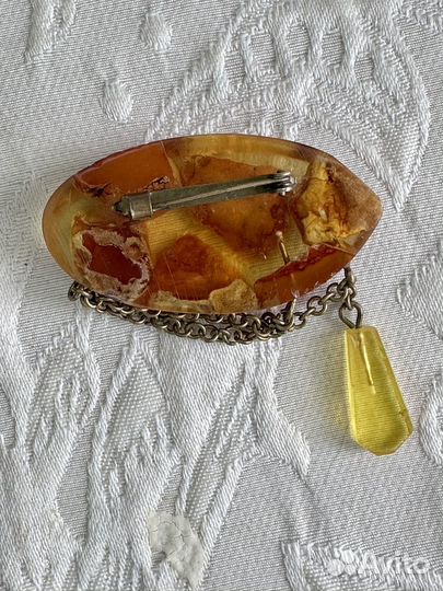 Брошь янтарь СССР