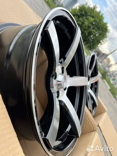 Vossen CV3 R17 4x100 Вогнутые