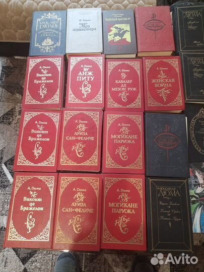 Продам книги