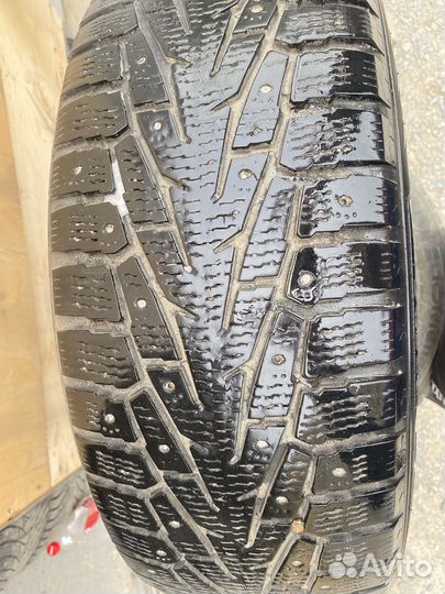 Nokian Tyres Hakkapeliitta 7 SUV 235/65 R17