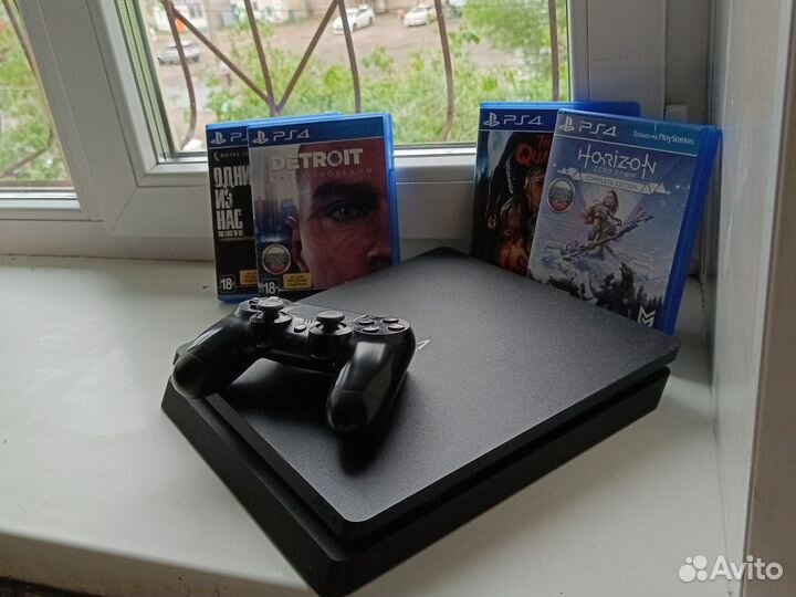 Sony PS4 slim 1tb