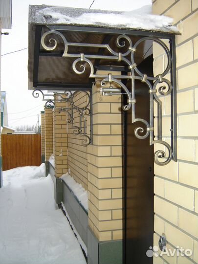 Кованый козырек