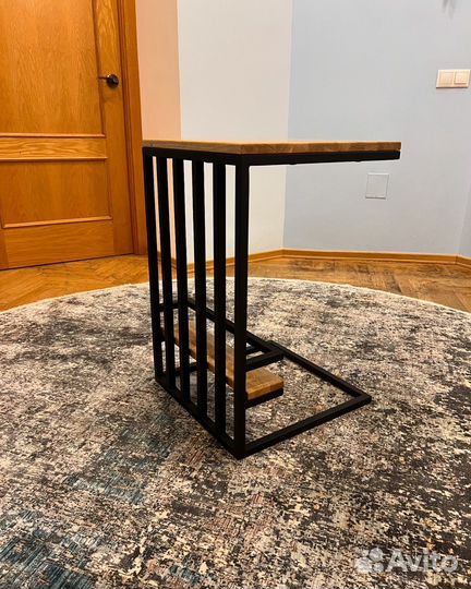 Журнальный столик в стиле лофт (массив дуба)