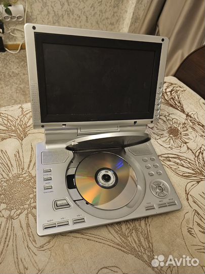 Портативный видеопроигрыватель