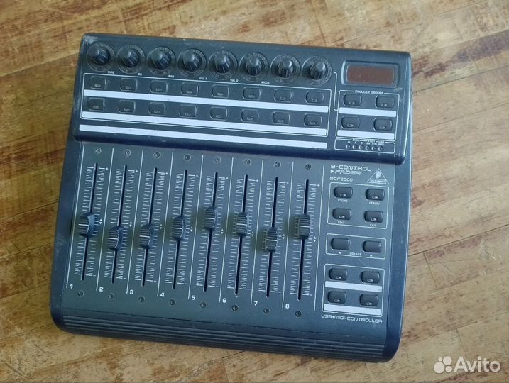Behringer b - control bcf 2000