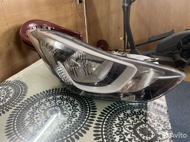 Фара правая elantra md оригинал
