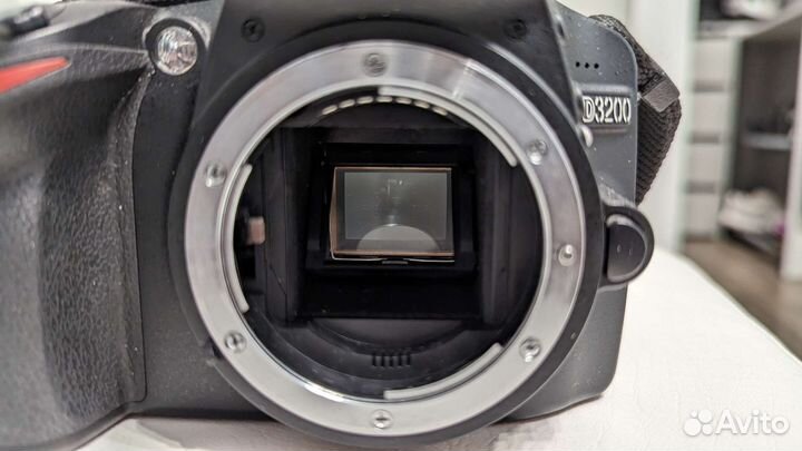 Зеркальный фотоаппарат Nikon D3200