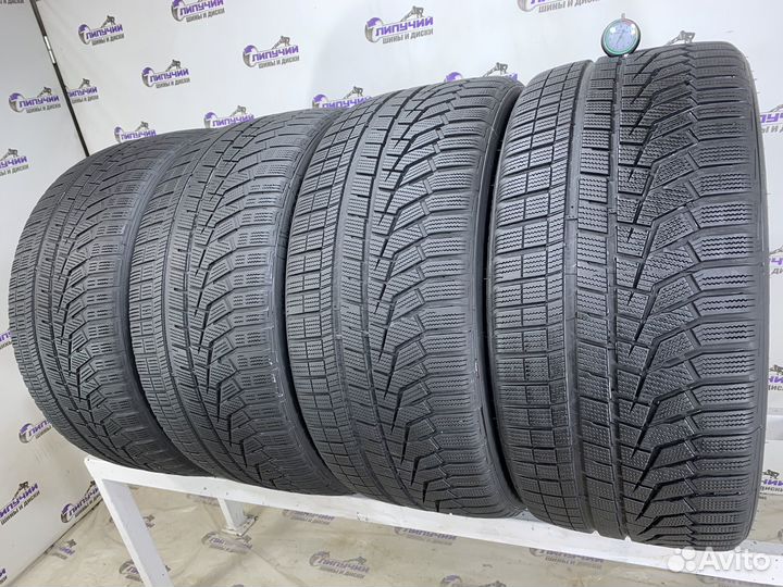 Hankook Winter I'Cept Evo2 W320A SUV 295/35 R23 108W