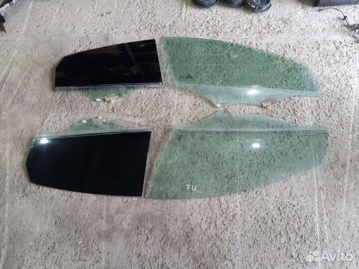 Hyundai i30 GD стекло