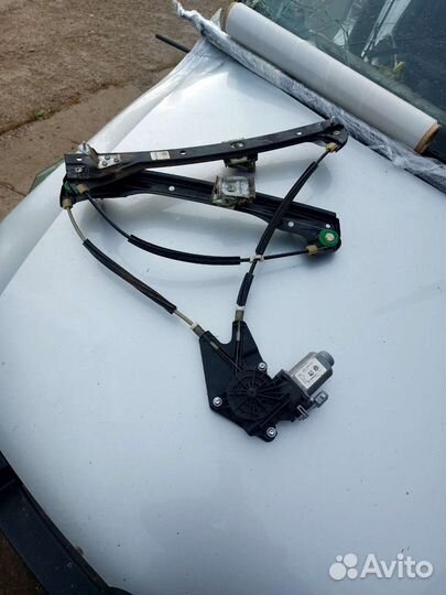 Стеклоподъемник передний левый Вольксваген Поло 5