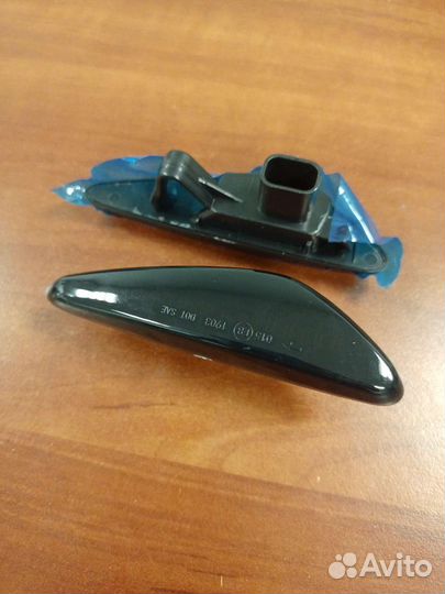 Повторители динамические Mazda 5,6