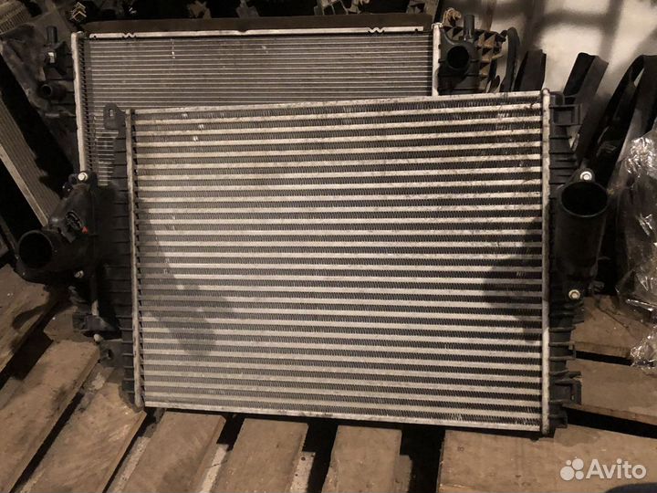 Радиатор интеркулера Jaguar XF, XJ 2.0, 3.0 дизель