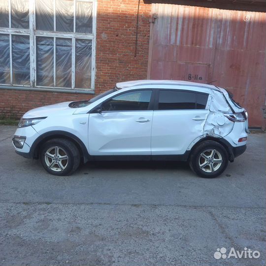 В разборе Kia Sportage 3 SL рестайлинг