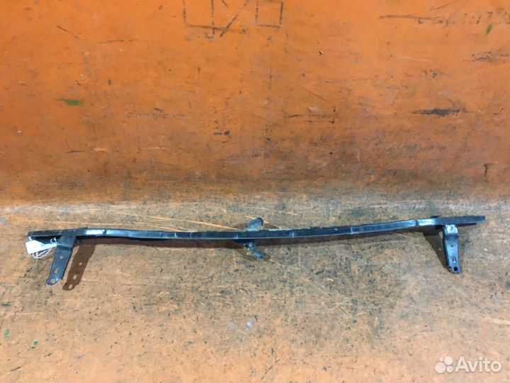 Усилитель бампера Honda Stepwgn RF1 (Переднее)