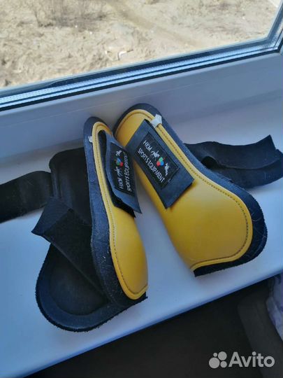 Амуниция для лошади