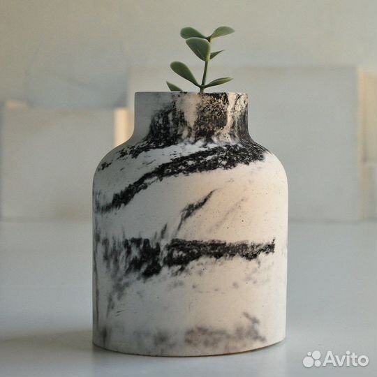 2 вазы для цветов