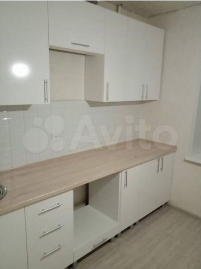 2-к. квартира, 53 м², 1/9 эт.