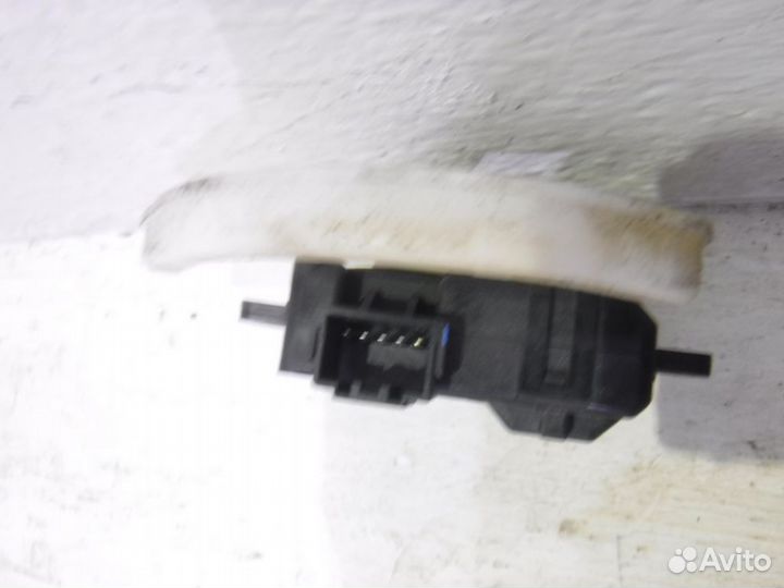 Моторчик заслонки печки