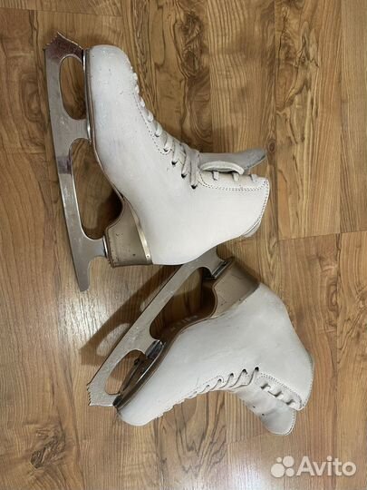 Фигурные коньки Edea Overture 230