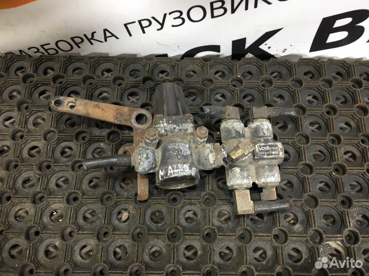 Клапан распределительный Man F2000