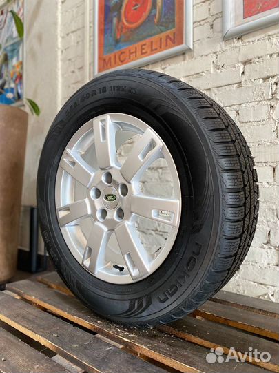 Оригинальные литые колеса на Range Rover Sport R18