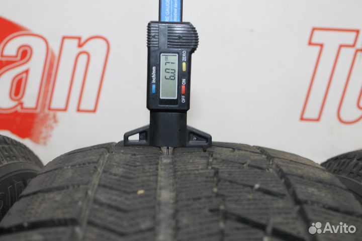 Bridgestone Blizzak VRX 225/60 R16