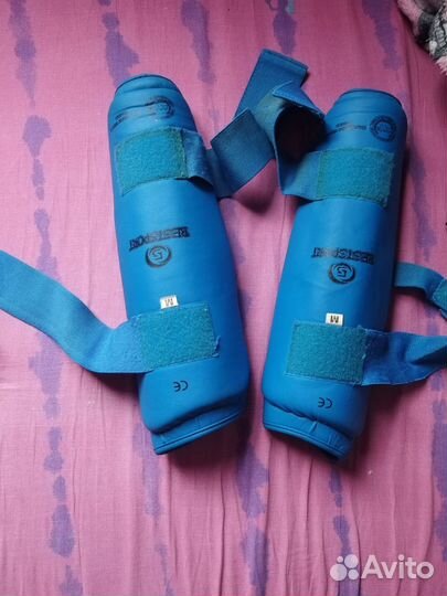 Защита голени и перчатки для каратэ