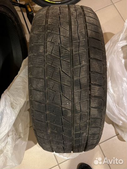 Goform Frozenero 225/40 R18