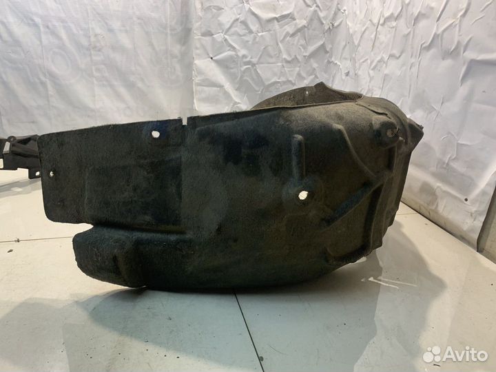 Локер (задний, правый) (Jaguar XE)