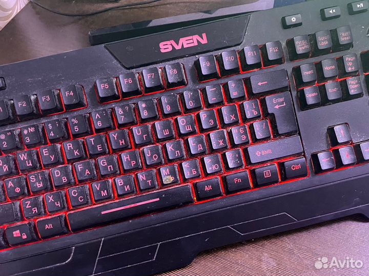 Игровая клавиатура с подсветкой