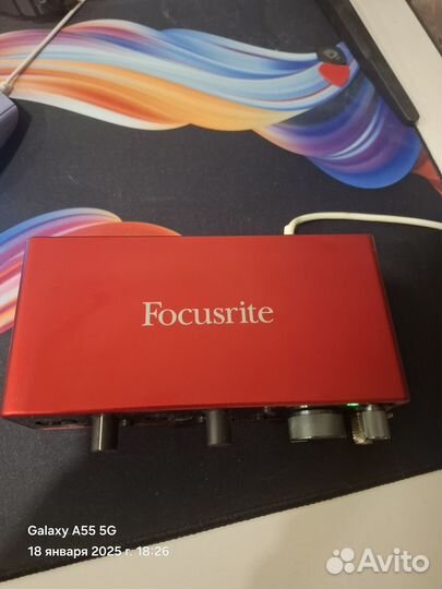 Продам Focusrite Scarlett 2i2 3rd Gen